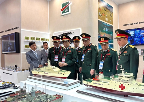 Đại tướng Phan Văn Giang dự Diễn đàn Kỹ thuật - Quân sự quốc tế 2023​