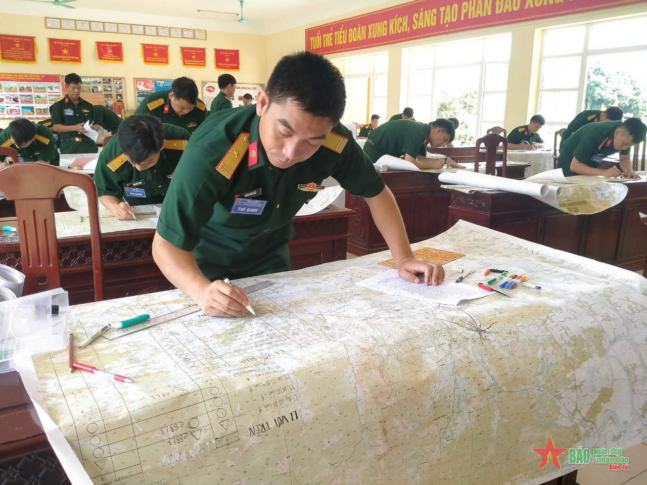 Quân đoàn 1 tổ chức Hội thi Đại đội trưởng thông tin huấn luyện giỏi năm 2023