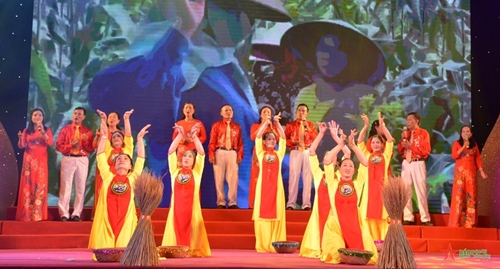 Liên hoan tiếng hát người cao tuổi thành phố Hà Nội