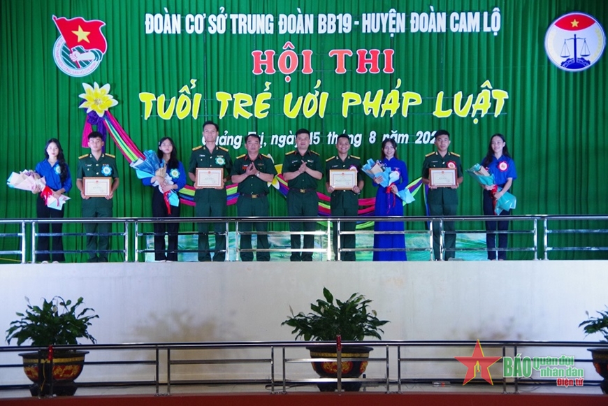 Giải Giáo Dục Pháp Luật