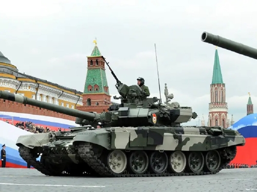 Quân sự thế giới hôm nay (16-8): Xe tăng T-90 bị UAV bắn hạ?