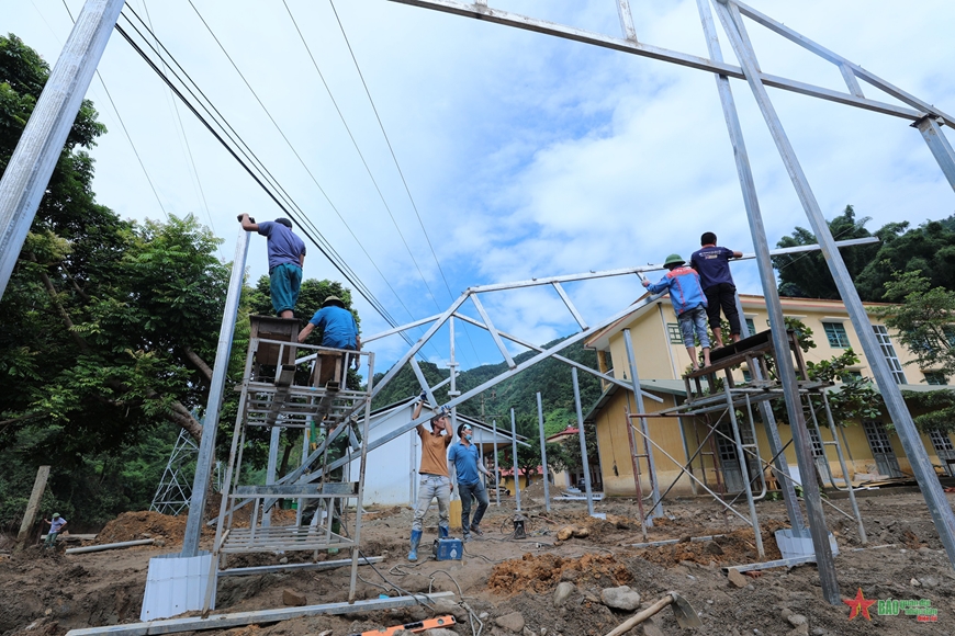 Mù Cang Chải vượt khó đón năm học mới đúng kế hoạch