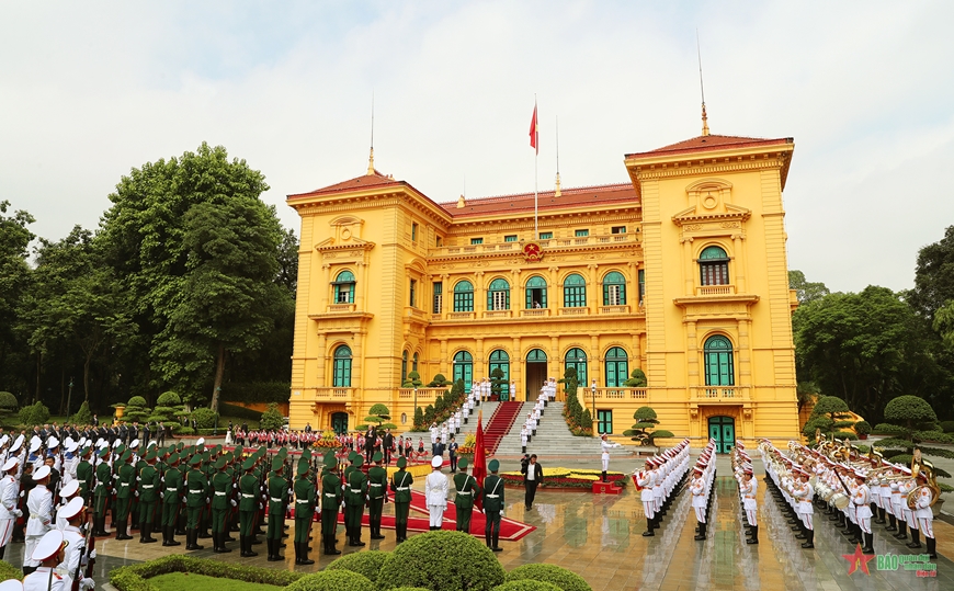 Chủ tịch nước Võ Văn Thưởng chủ trì Lễ đón và hội đàm với Tổng thống Kazakhstan