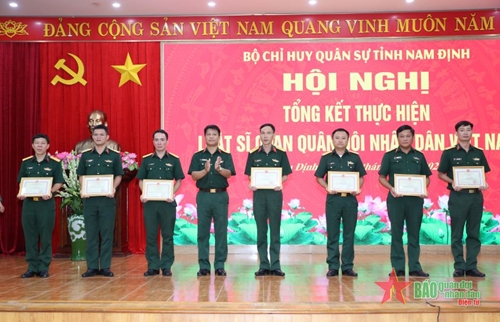Tỉnh Nam Định tổng kết thực hiện Luật Sĩ quan Quân đội nhân dân Việt Nam 