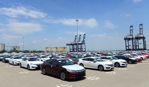 Gần 80.000 ô tô nguyên chiếc các loại nhập khẩu về Việt Nam trong 7 tháng của năm 2023

