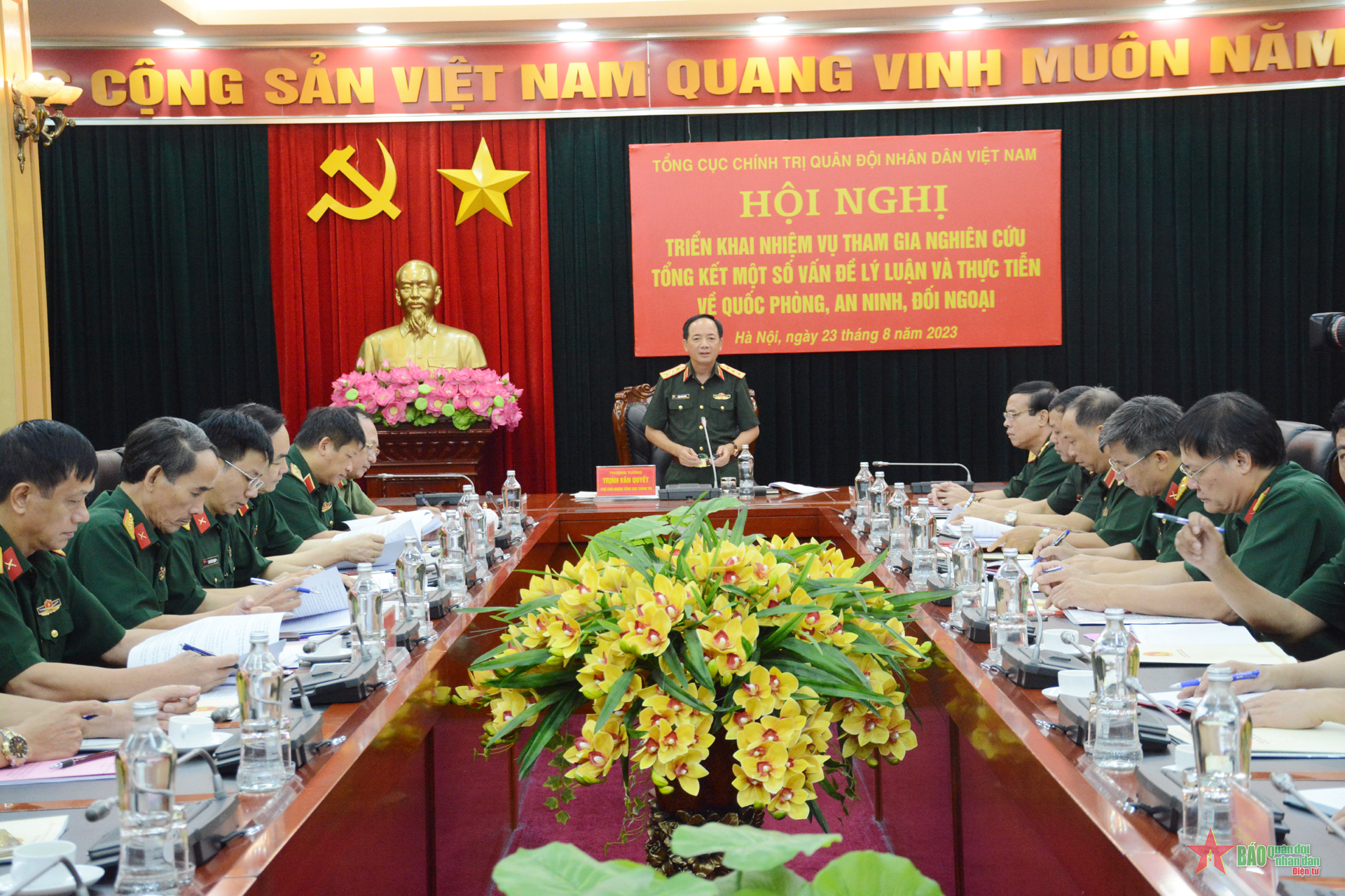 Góp phần làm sáng tỏ một số vấn đề lý luận và thực tiễn về quốc phòng, an ninh, đối ngoại