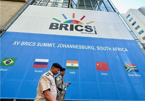 Nhóm BRICS chính thức mời thêm 6 nước gia nhập khối  