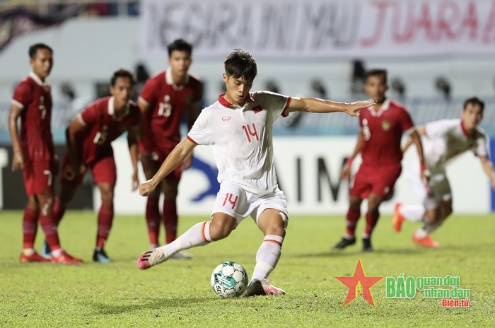 TRỰC TIẾP U23 Việt Nam và U23 Indonesia: Quốc Việt bỏ lỡ penalty