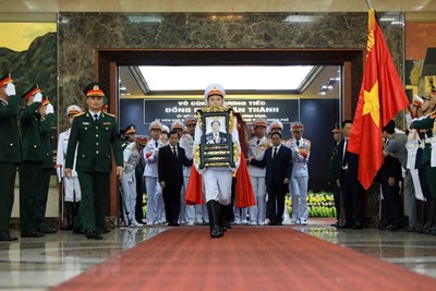 レ・ヴァン・タイン副首相追悼式典の厳粛な開催