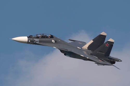 Quân sự thế giới hôm nay (28-8): Tiêm kích Su-30 “xua” UAV trên Biển Đen, phi công Ukraine chưa thể vận hành F-16