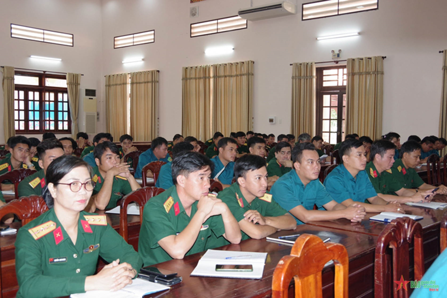 Nâng cao hiệu quả đấu tranh trên không gian mạng