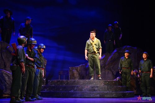 Nhà hát chèo Quân đội tổng duyệt vở diễn “Đại đội trưởng của tôi”
