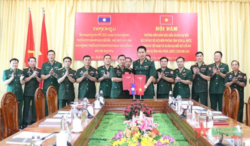 Hội đàm giữa Bộ Chỉ huy Bộ đội Biên phòng tỉnh Sơn La và Bộ Chỉ huy Quân sự tỉnh Huaphan, Lào