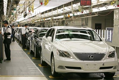 トヨタ自動車、25の生産ラインの稼働を停止