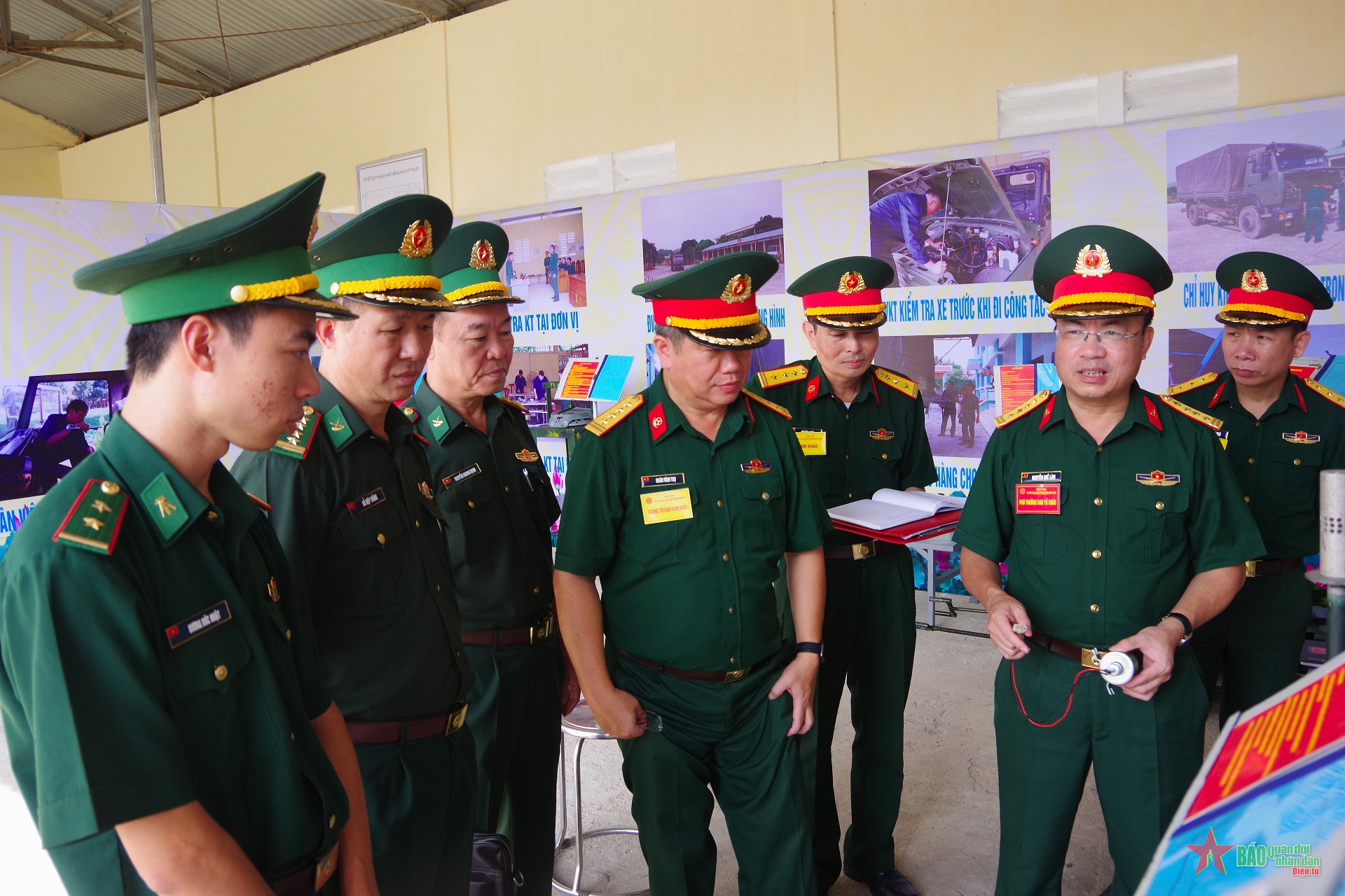 Bộ đội Biên phòng luôn bảo đảm tình trạng kỹ thuật xe-máy