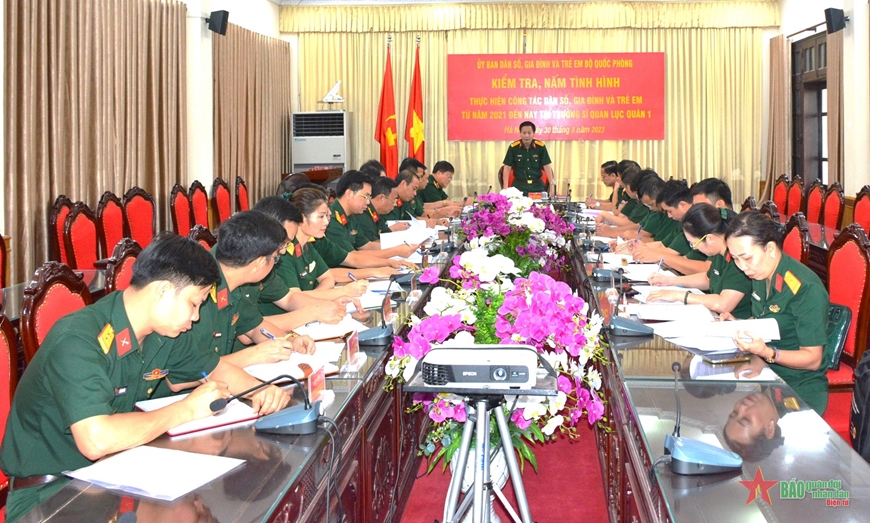 Ủy ban Dân số, gia đình và trẻ em Bộ Quốc phòng kiểm tra, nắm tình hình tại Trường Sĩ quan Lục quân 1