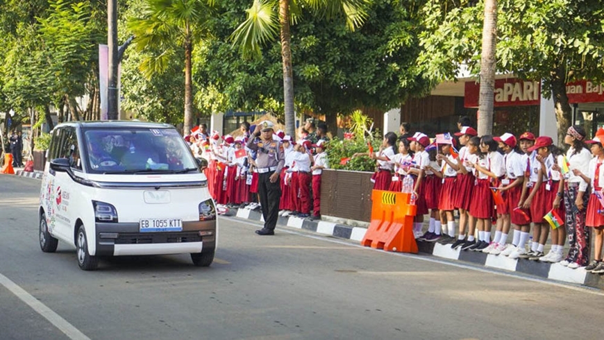 Thủ đô Jakarta áp dụng hình thức làm việc từ xa để chống ô nhiễm