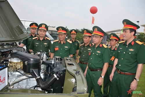 Cục Xe Máy, Tổng cục Kỹ thuật chấm Hội thi xe tốt, lái xe giỏi tại Bộ tư lệnh Thủ đô Hà Nội
