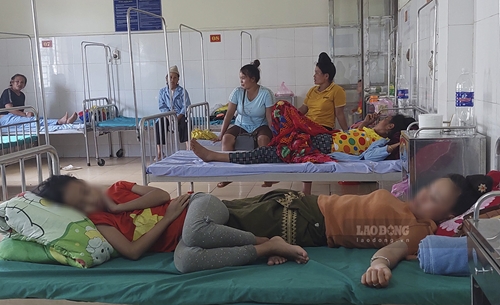Vụ nhiều người nhập viện ở Điện Biên: Mẫu nước có thành phần thuốc diệt cỏ