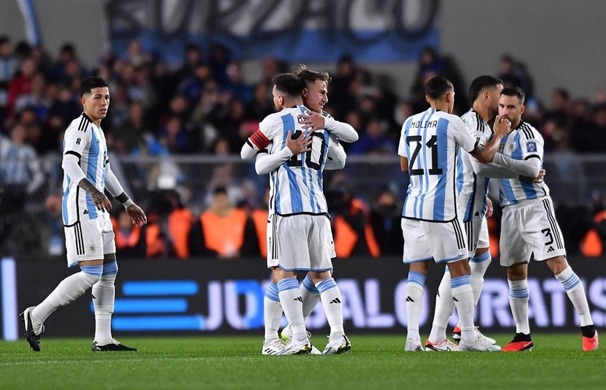 Messi lập siêu phẩm, Argentina khởi đầu thuận lợi tại vòng loại World Cup 2026