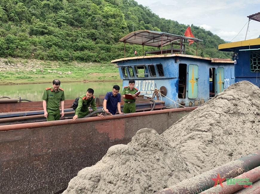 Siết chặt hoạt động khai thác khoáng sản trái phép