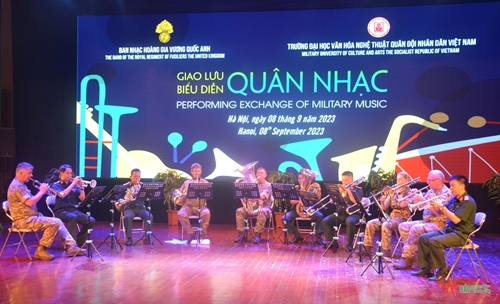 Giao lưu, biểu diễn âm nhạc Quân đội Việt Nam và Hoàng gia Anh