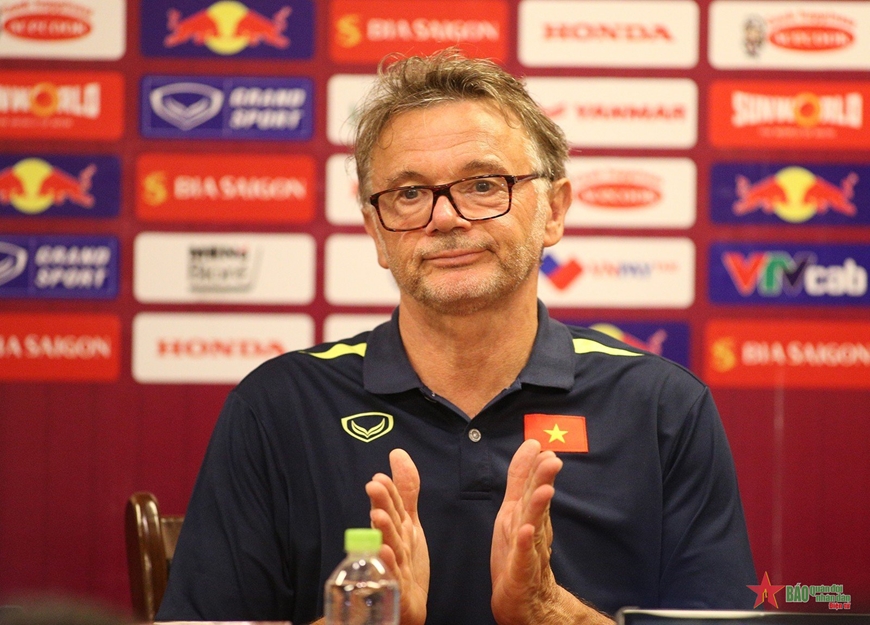 HLV Troussier nói gì khi U23 Việt Nam dự vòng chung kết châu Á?