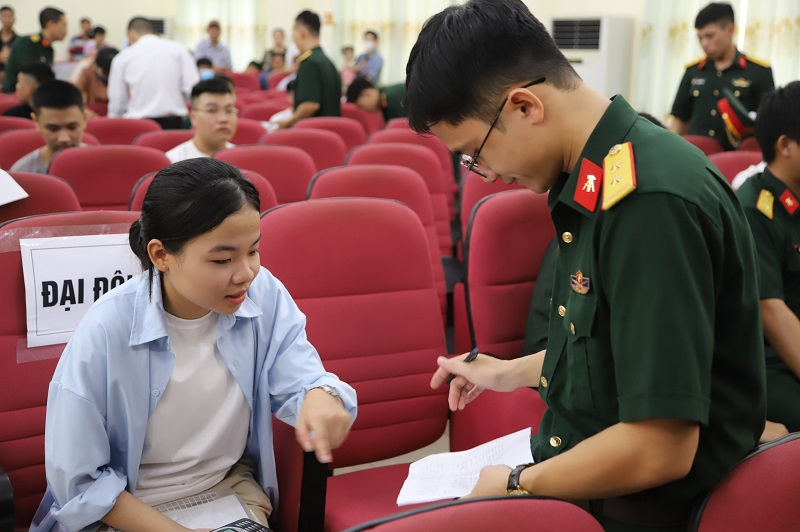 Học viện Kỹ thuật Quân sự đón 458 học viên mới khóa 59