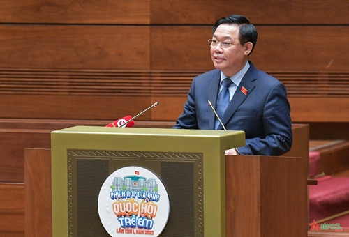Chủ tịch Quốc hội Vương Đình Huệ dự Phiên họp giả định 