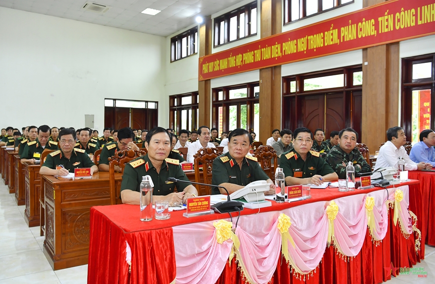 Đại tướng Phan Văn Giang dự và chỉ đạo khai mạc diễn tập tác chiến phòng thủ Quân khu 3