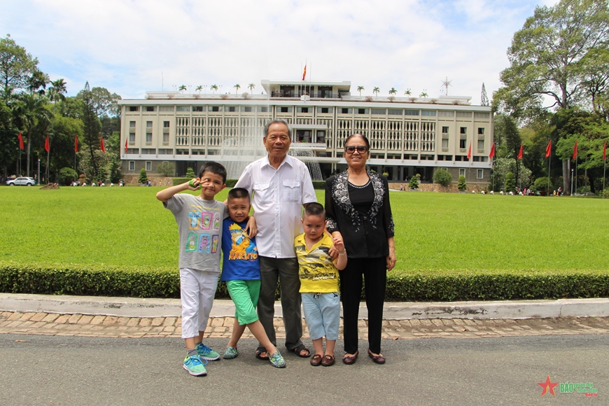 Những tháng ngày không thể nào quên với Đại tá Bùi Sáu