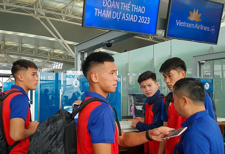 Đội tuyển Olympic Việt Nam lên đường tham dự ASIAD 19