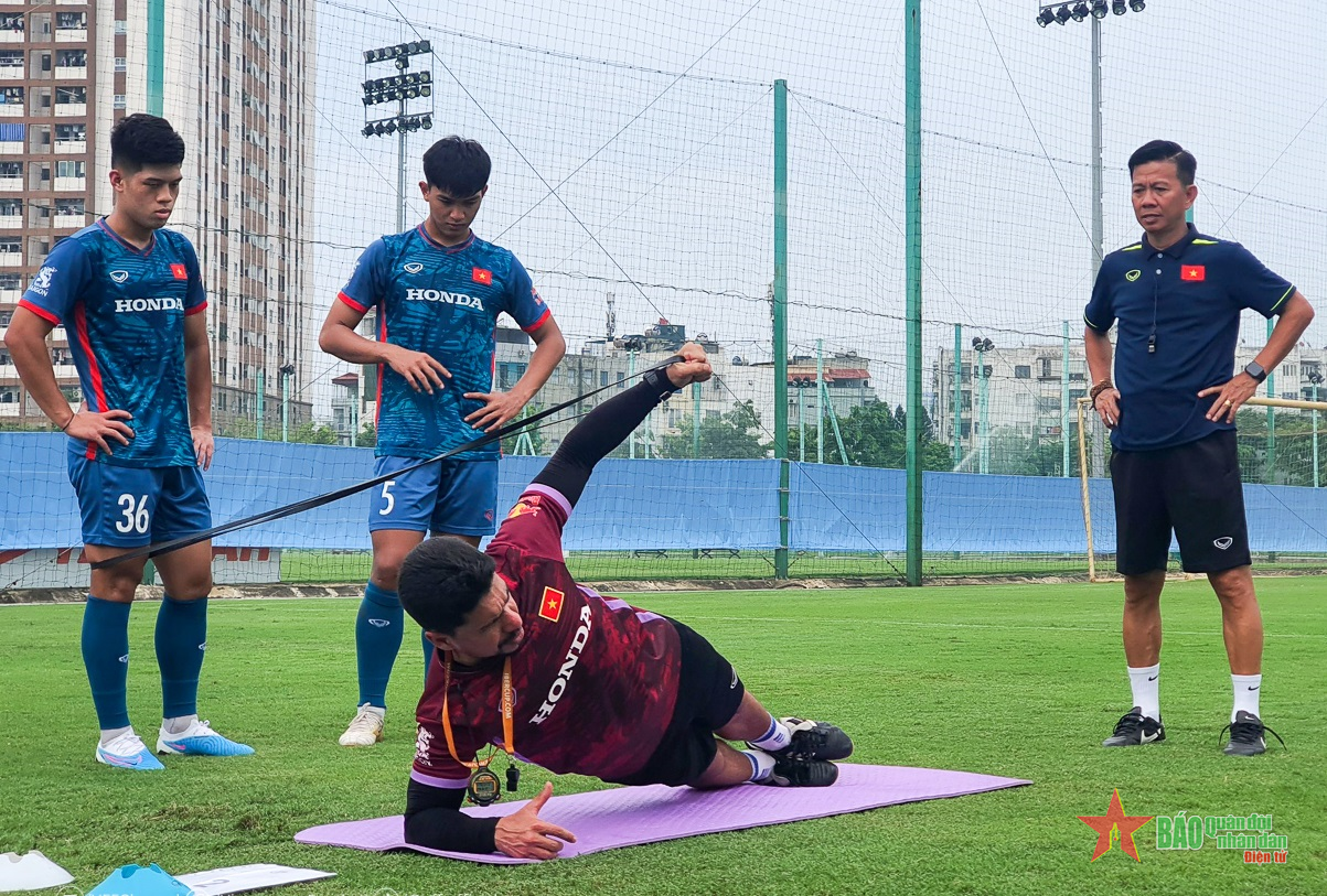 “Cánh tay phải” đắc lực