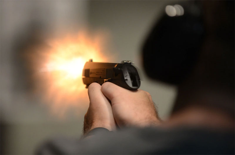 Thanh Hóa: Ngăn chặn vụ gây rối trật tự, một công an xã và hai người dân bị bắn trọng thương