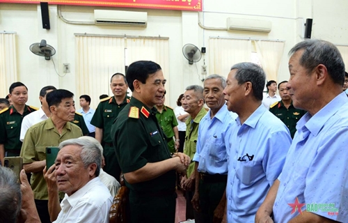 Đại tướng Phan Văn Giang tiếp xúc cử tri thành phố Sông Công, tỉnh Thái Nguyên