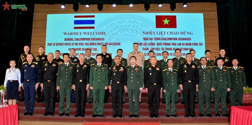 Tư lệnh Lực lượng Quốc phòng Thái Lan thăm Trung đoàn Bộ binh 692