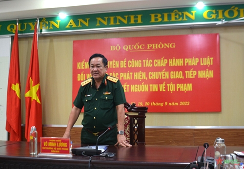 Thượng tướng Võ Minh Lương kiểm tra tại Bộ Chỉ huy Bộ đội Biên phòng thành phố Đà Nẵng 