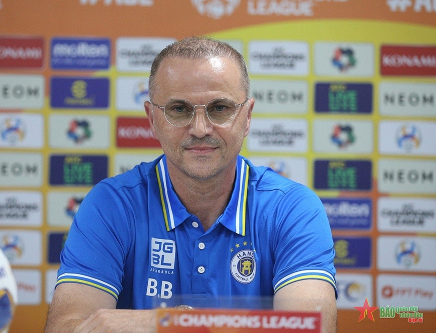 HLV Bandovic: “Hà Nội FC sẽ chơi tốt hơn sau từng trận tại đấu trường châu lục”