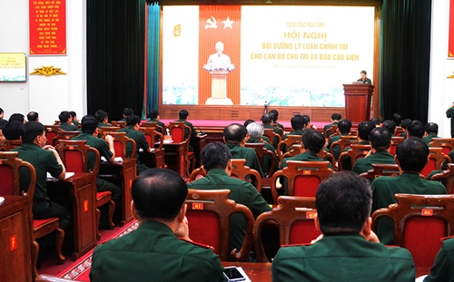 Trung tướng Đỗ Văn Thiện chủ trì hội nghị bồi dưỡng lý luận chính trị của Tổng cục Hậu cần
