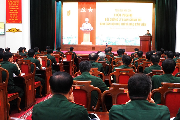 Trung tướng Đỗ Văn Thiện chủ trì hội nghị bồi dưỡng lý luận chính trị của Tổng cục Hậu cần