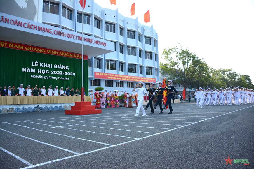 Trung tướng Nguyễn Trọng Bình dự lễ khai giảng năm học 2023-2024 của Học viện Hải quân