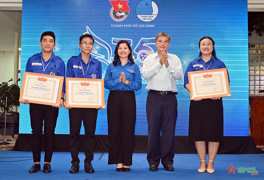 Dấu ấn tình nguyện từ đội công tác xã hội thanh niên đầu tiên của cả nước