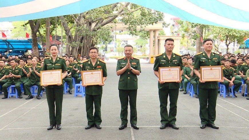 Trung tướng Lê Quang Minh dự Lễ khai giảng tại Trường Đại học Văn hóa Nghệ thuật Quân đội