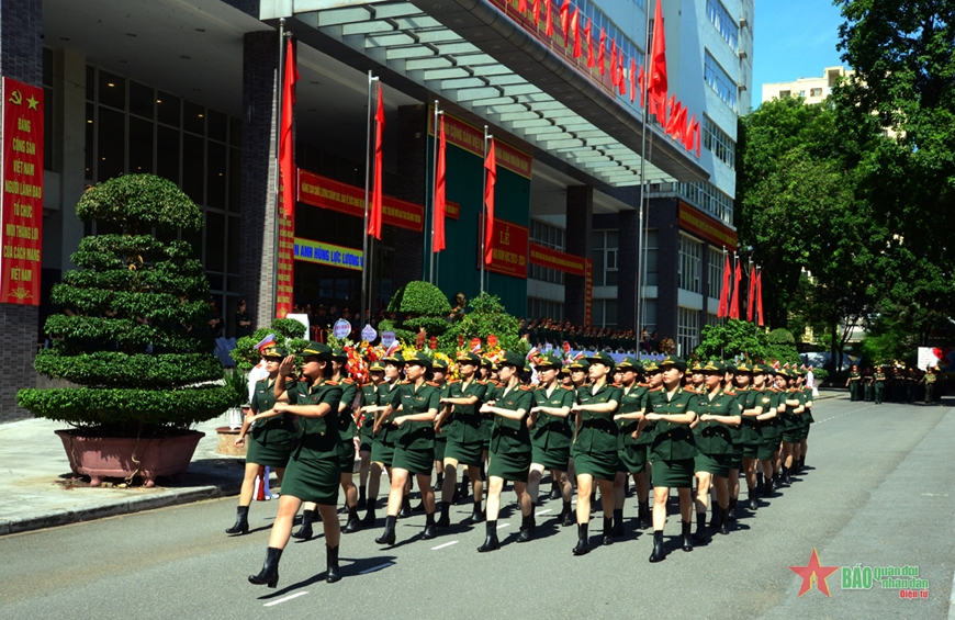 Thượng tướng Vũ Hải Sản dự lễ khai giảng năm học 2023-2024 tại Học viện Quân y
