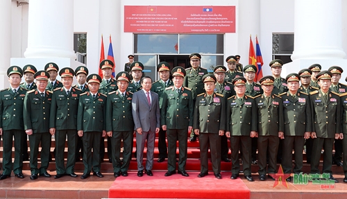 Củng cố quan hệ đoàn kết gắn bó giữa quân đội hai nước Việt Nam - Lào