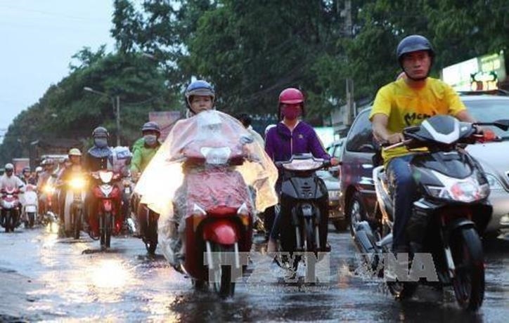 Thời tiết hôm nay (25-9): Hà Nội ngày nắng, đêm có mưa rào và dông rải rác