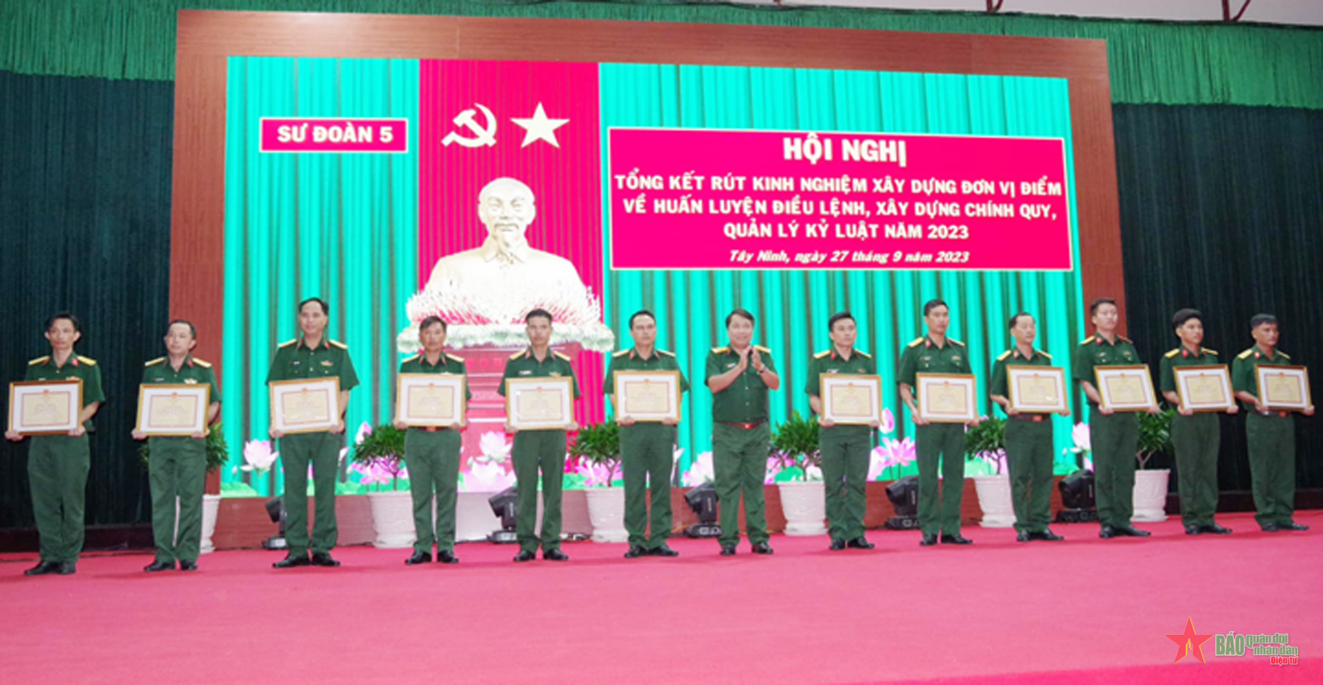 Sư đoàn 5 đẩy mạnh xây dựng đơn vị điểm về chính quy, quản lý kỷ luật