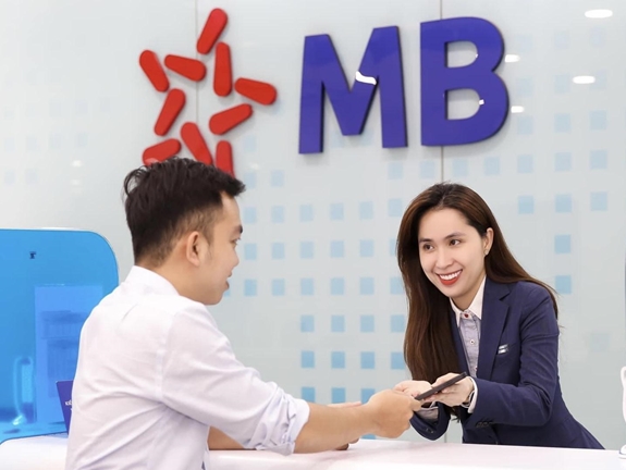 MB tiếp tục vào Top 3 doanh nghiệp được nhà đầu tư yêu thích nhất