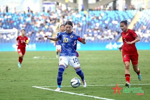 Tuyển nữ Việt Nam thất bại 0-7 trước nữ Nhật Bản