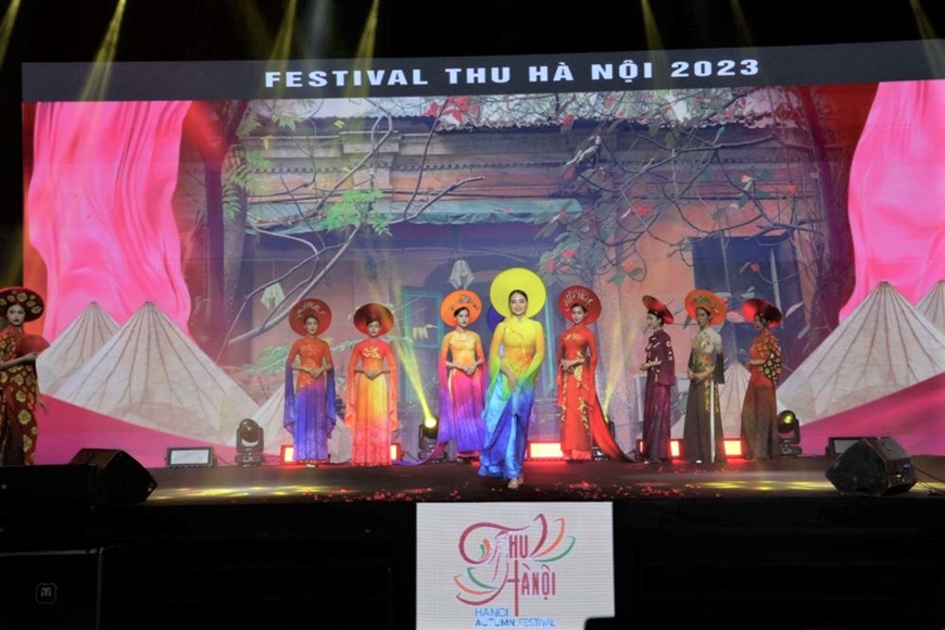 Khai mạc Festival Thu Hà Nội năm 2023
